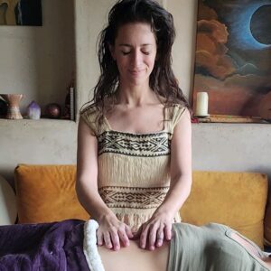 עיסוי רחם עם נעם בק